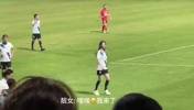 这就是香港女郎的实力🥰晶女郎邱意浓被陈百祥指挥去开球😂