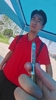 球迷请求在镜头上签名,韦世豪表情发懵😐