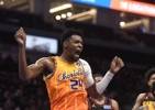 需要打得更合理！米勒29中14空砍全场最高33分 三分12中3